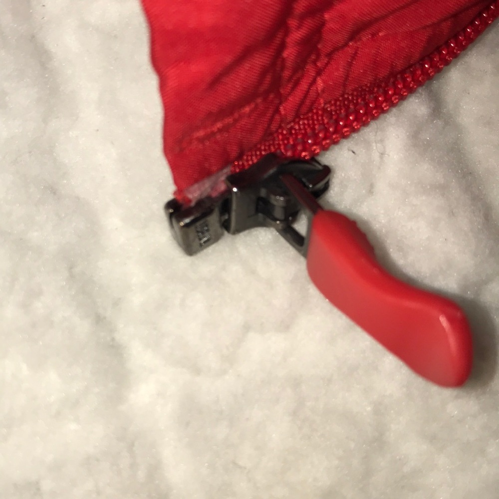 under armour jacket - Picture 2 of 3